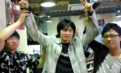 優勝(左):ががが/準優勝(右):イコ/3位(中央):ゆーすけ